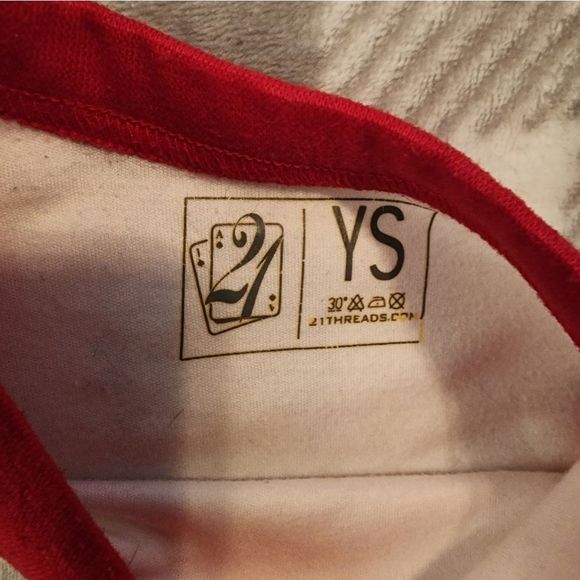 Boys Christmas shirt YS - Picture 2 of 2